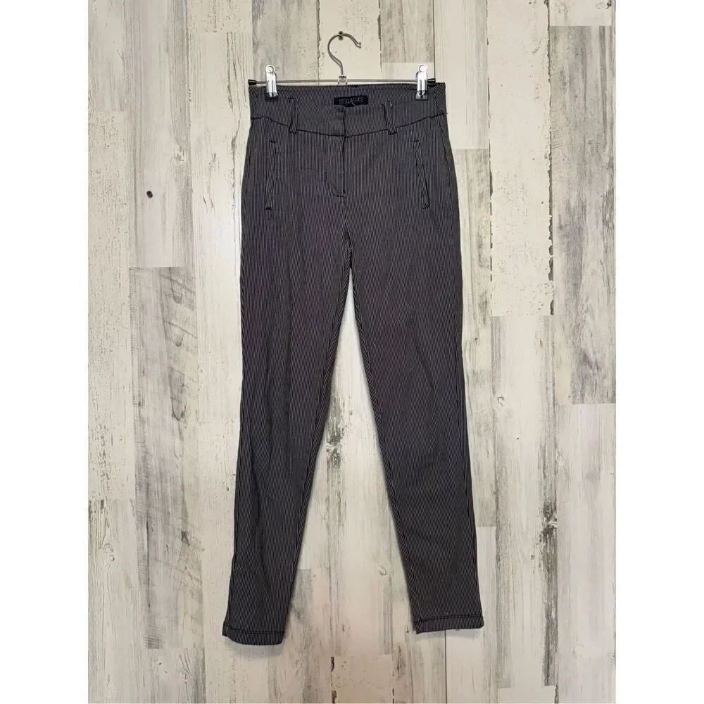 Gray skinny dress pants